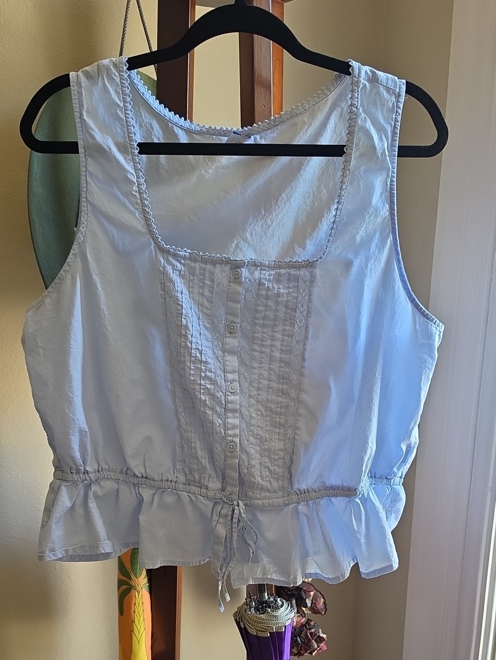 Old Navy Light BLUE Sleeveless Button-Front Ruffle-Hem Blouse